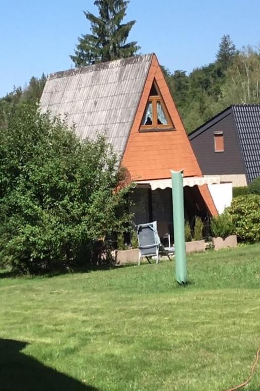 Gemuetliches Ferienhaus Mit Sonniger Terrasse Frankenwald Naehe Badesee Smart-Tv Lichtenberg  Luaran gambar
