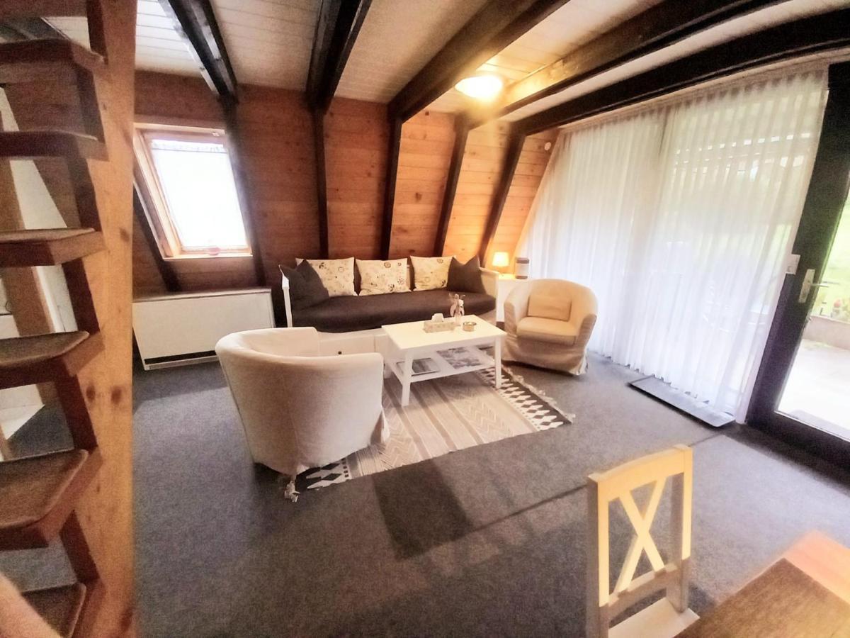 Gemuetliches Ferienhaus Mit Sonniger Terrasse Frankenwald Naehe Badesee Smart-Tv Lichtenberg  Luaran gambar