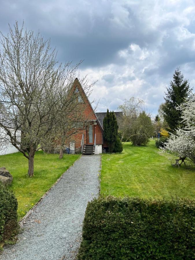 Gemuetliches Ferienhaus Mit Sonniger Terrasse Frankenwald Naehe Badesee Smart-Tv Lichtenberg  Luaran gambar